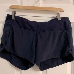 Lululemon 2.5” inseam running shorts, size 6/small